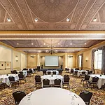 Doubletree Suites By Hilton Hotel Detroit Downtown - Fort Shelby 