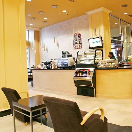 Doubletree Suites By Hilton Hotel Detroit Downtown - Fort Shelby 